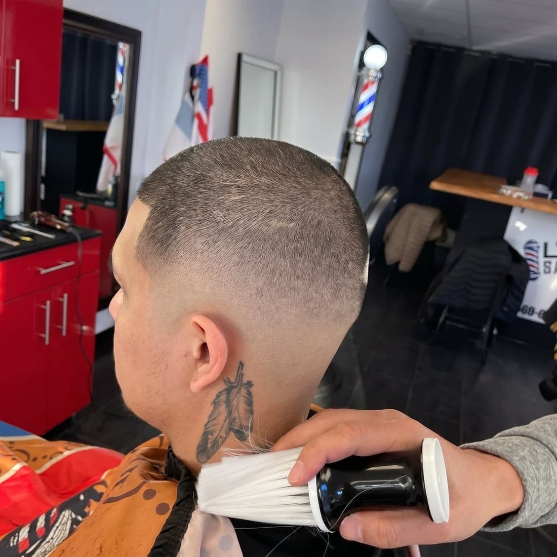 Dégradé impeccable terminé au pinceau